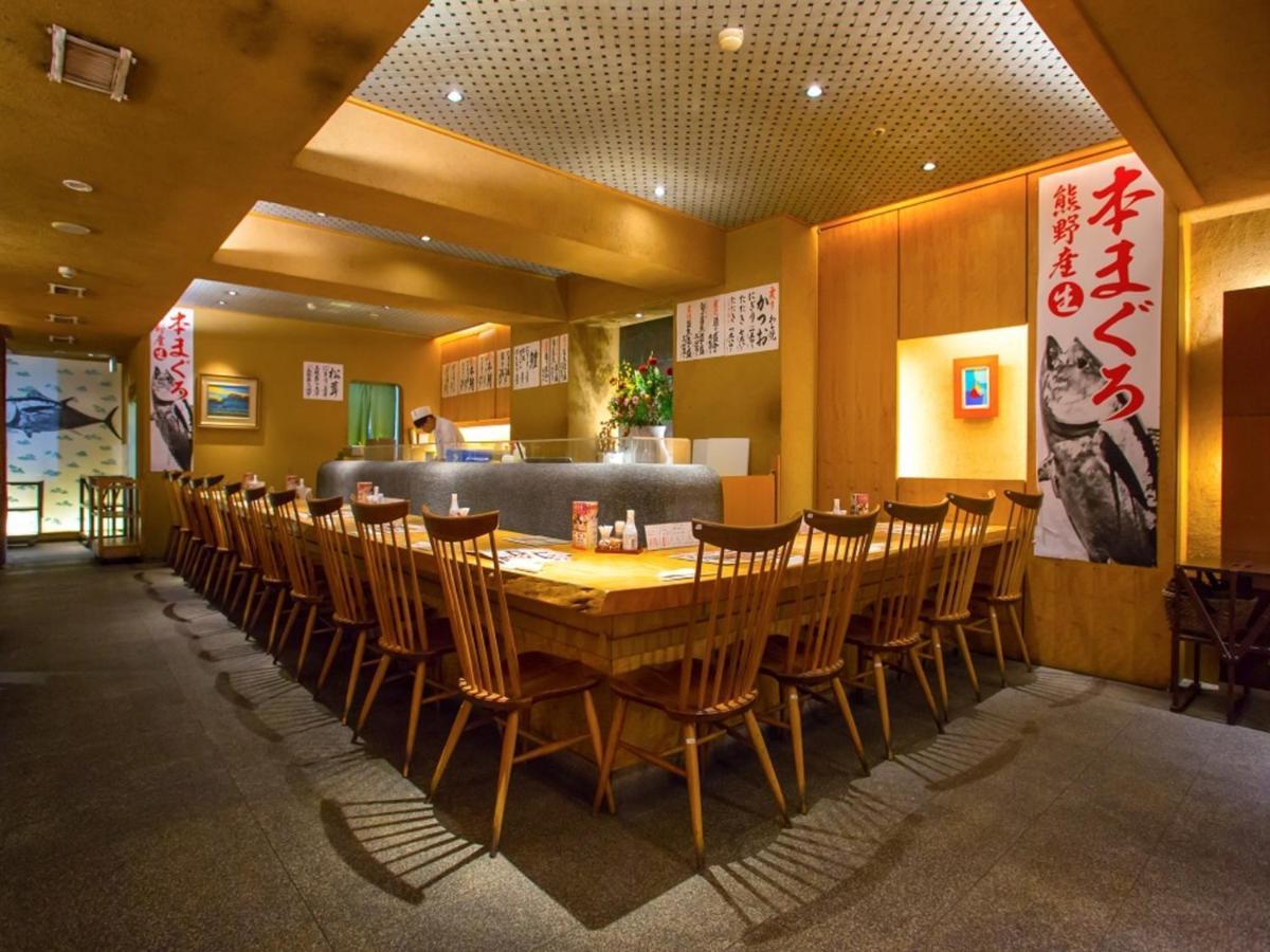 Via Inn Shin Osaka West Bagian luar foto
