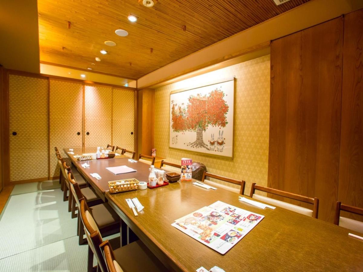 Via Inn Shin Osaka West Bagian luar foto